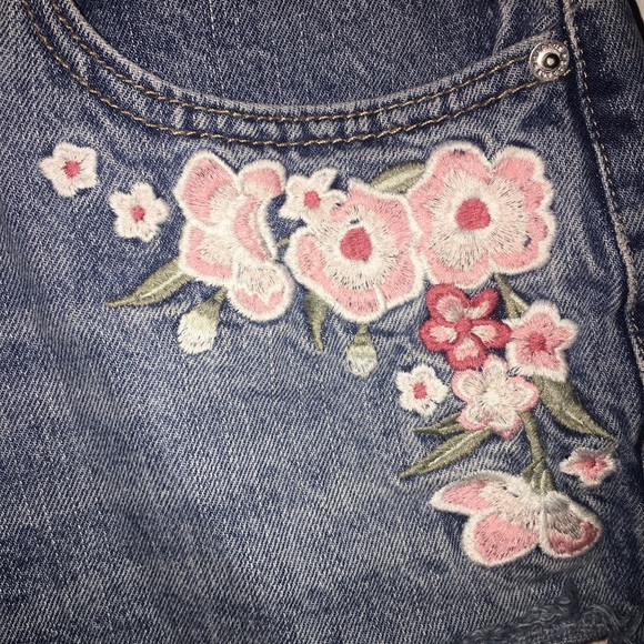 Garage Floral Embroidered Jean Shorts - Picture 4 of 5